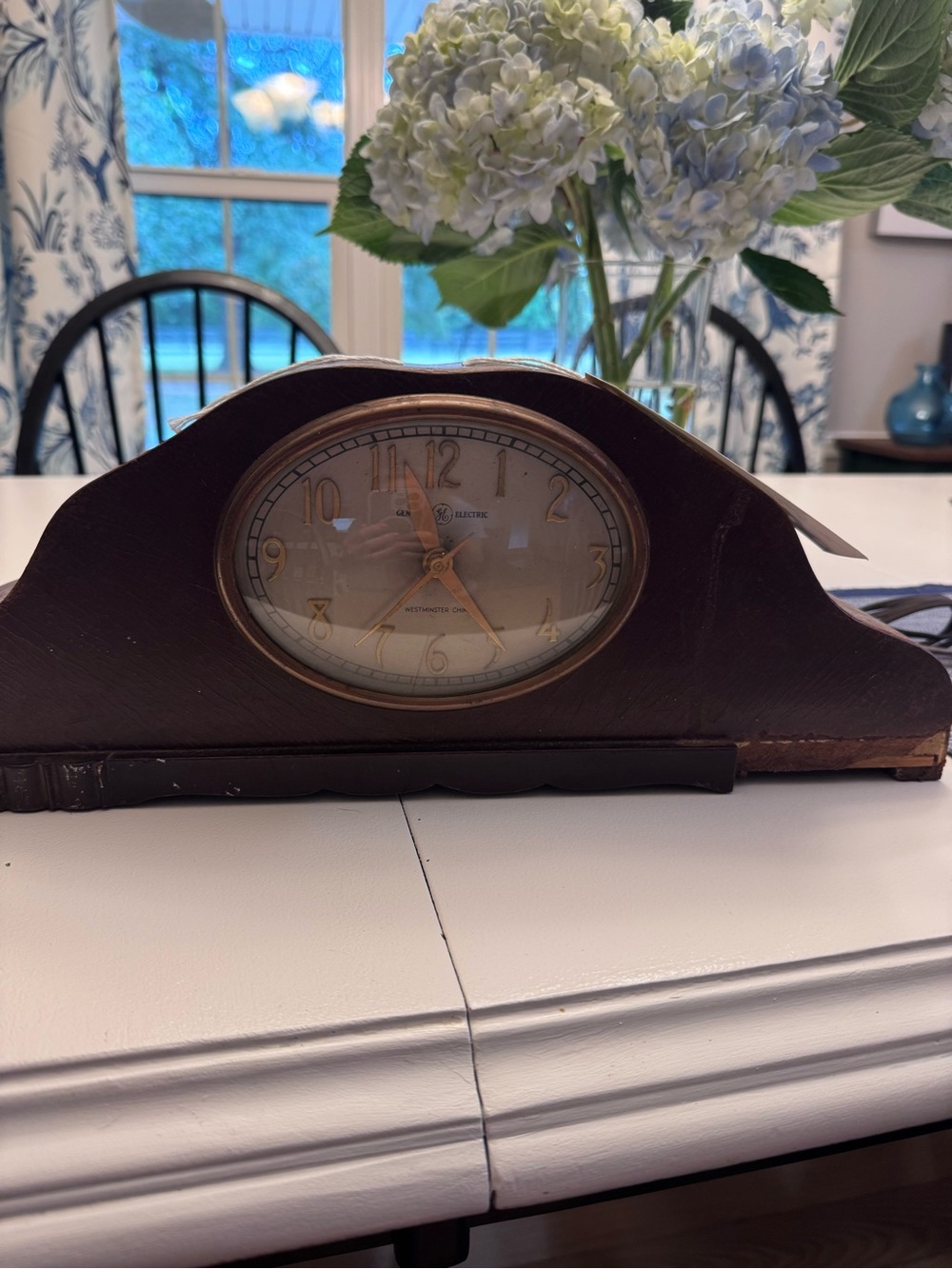 Vintage-Style Brown Mantel Clock by General Electric